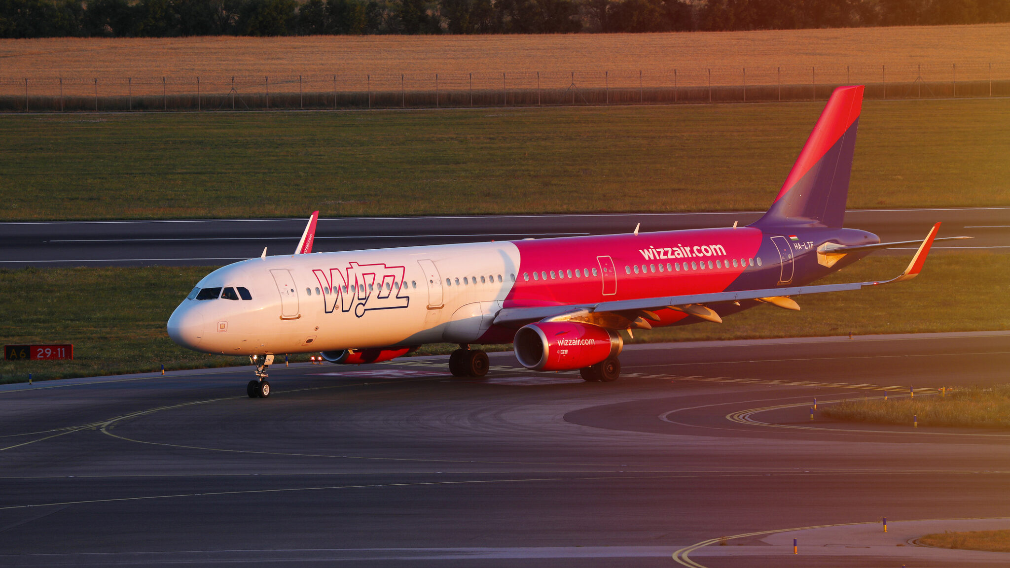 Wizz Air introduce 44 de rute noi Câte sunt în România