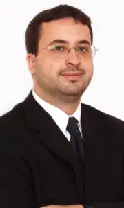Schoenherr anunţă schimbări la vârf