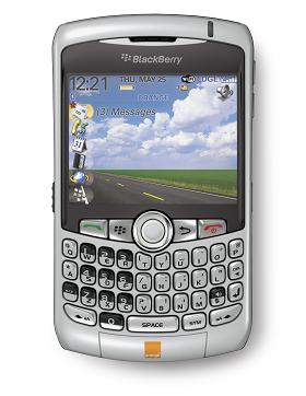 Orange şi RIM lansează BlackBerry Curve 8320 în România