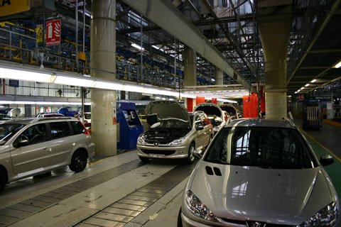 Peugeot-Citroen va produce în Rusia