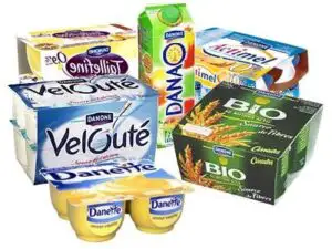 Danone cumpără două fabrici de procesare a laptelui din China