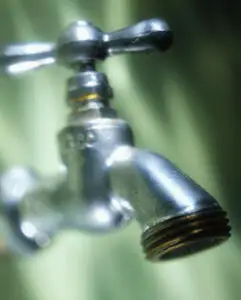 Marea Britanie: Lobby pentru apa de la chiuvetă, servită în restaurante