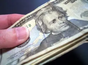 Ucraina şi-a plătit datoria faţă de Rusia
