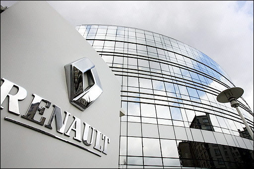 Renault cumpără 25% din acţiunile Avtovaz