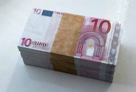 Franţa: fraudă de 1 miliard de euro în scandalul fiscal din Germania