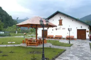 3.000 de turişti la Campionatul internaţional de gătit în aer liber