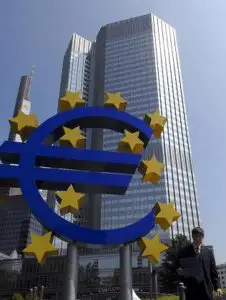 Prioritatea Băncii Centrale Europene este inflaţia din zona euro