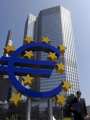 Prioritatea Băncii Centrale Europene este inflaţia din zona euro