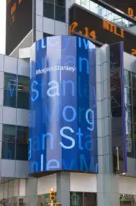 Morgan Stanley: venit trimestrial în scădere cu 42%