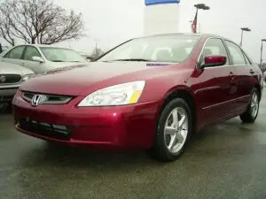 Honda recheamă 353.000 de unităţi Accord
