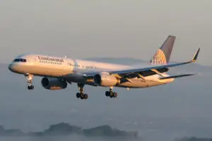 Culmea economisirii: să zbori deasupra Atlanticului cu rezervorul aproape gol!