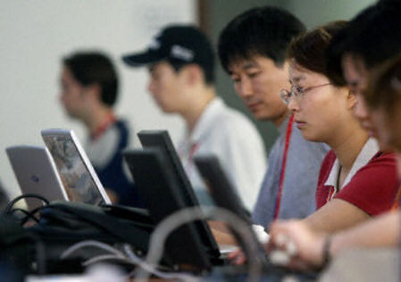 China devine ţara cu cei mai mulţi utilizatori de internet