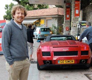 5.000$ anual pentru benzina unui Lamborghini sau Bugatti