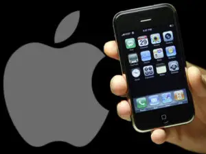 Apple renunţă la exclusivitatea pentru iPhone