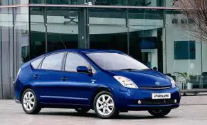Toyota a vândut 100.000 de modele Prius în Europa
