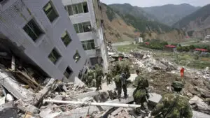 FMI: seismul din China nu va afecta economia