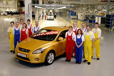 Producţia de Kia cee’d a depăşit 200.000 de unităţi