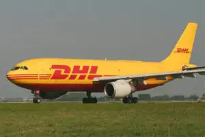Consiliul Concurenţei analizează preluarea Cargus de către DHL