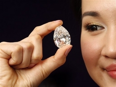 6 milioane $ pentru un diamant!