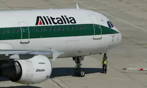 Guvern italian, vând companie de linii aeriene