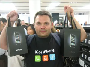 În Franţa iPhone se vinde cu 99 de euro