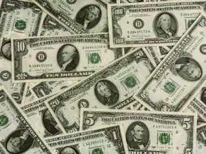 Companiile europene şi asiatice, interesate de investiţii în Irak