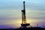 Petrolul a ajuns la 141 de dolari