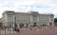 Din cauza cheltuielilor mari, Regina nu poate repara Palatul Buckingham