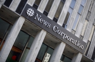 News Corp face afaceri cu ruşii