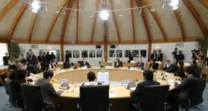 Liderii G8 cer reducerea cu 50% a emisiilor de gaze cu efect de seră până în 2050