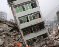 Catastrofele naturale au adus pagube de 13 mld dolari companiilor de asigurări