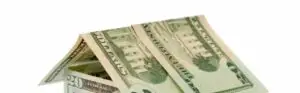 Trei sferturi dintre români nu au în plan să îşi cumpere o casă