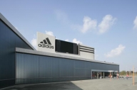 Adidas promite profit în 2008