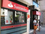 Santander vinde divizia de asigurări pentru 4 mld. euro