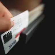 Moldovenii au prins „gustul” utilizării cardurilor bancare