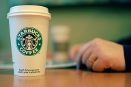 Starbucks anunţă pierderi de 6,7 mil. dolari