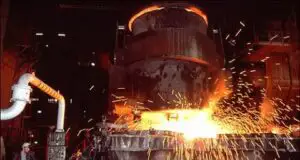 Ruşii se extind (şi) pe piaţa americană a oţelului