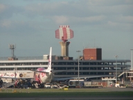 Heathrow riscă să decadă la statutul de aeroport local