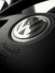 Volkswagen, numărul 3 pe piaţa auto mondială