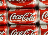 Coca-Cola plăteşte 2,3 mld. dolari pentru producătorul de sucuri Huiyuan
