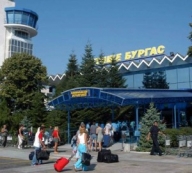 Bulgarii extind aeroporturile din Burgas şi Varna