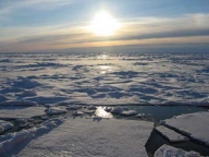 Medvedev a pus gând rău Oceanului Arctic