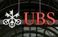 UBS ar putea concedia aproape 2.000 de angajaţi