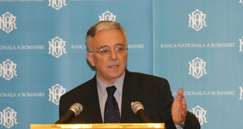 (UPDATE) Isărescu: Băncile româneşti sunt foarte solide, iar BNR poate asigura lichiditatea necesară