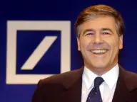 Şeful Deutsche Bank renunţă la jumătate din venituri în favoarea angajaţilor