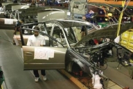 Nissan şi Hyundai anunţă reducerea producţiei