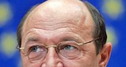 UPDATE – Băsescu: Băncile trebuie să continue creditarea