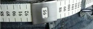 Americanii mai fac o gaură la curea, reduc consumul şi scad PIB-ul