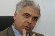 Adrian Severin: „Suntem, intr-adevăr, dependenţi de Rusia”
