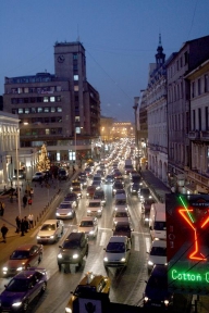 România aşteptă scăderi la chiriile de spaţii comerciale stradale